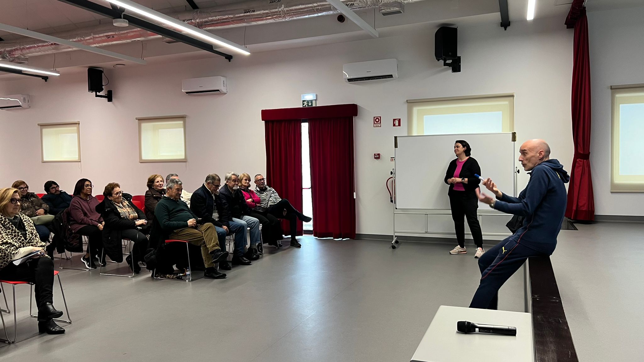 AF Setúbal e FPF reforçam promoção do Walking Football no Seixal